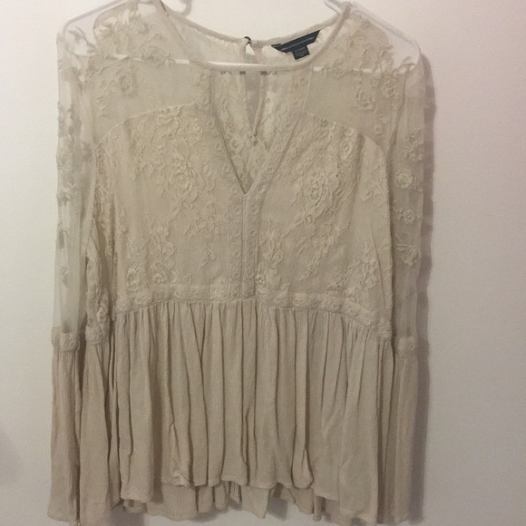 American Eagle Outfitters Tops - Lacey long sleeve top